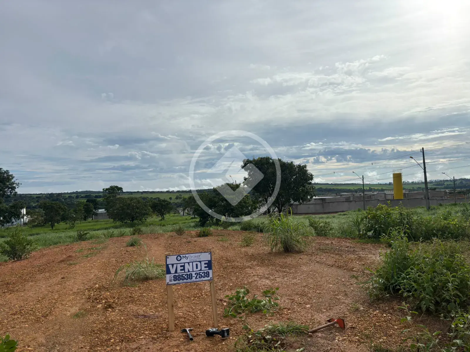 Imagem 1 - Terreno em Setor Portal Das Àguas, Hidrolândia - GO