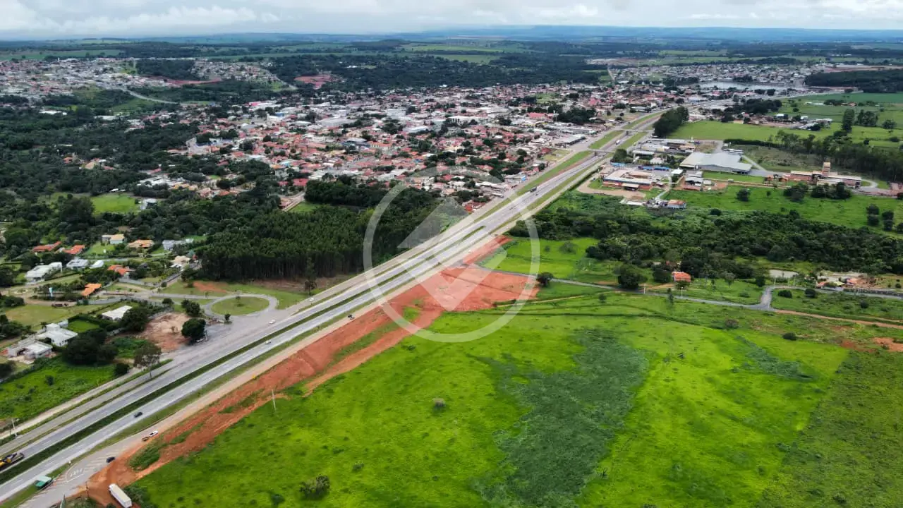 Imagem 3 - Terreno Comercial em BR 153, Hidrolândia - GO