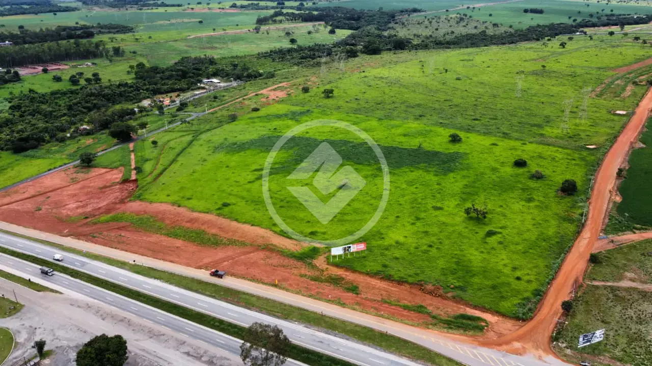 Imagem 1 - Terreno Comercial em BR 153, Hidrolândia - GO