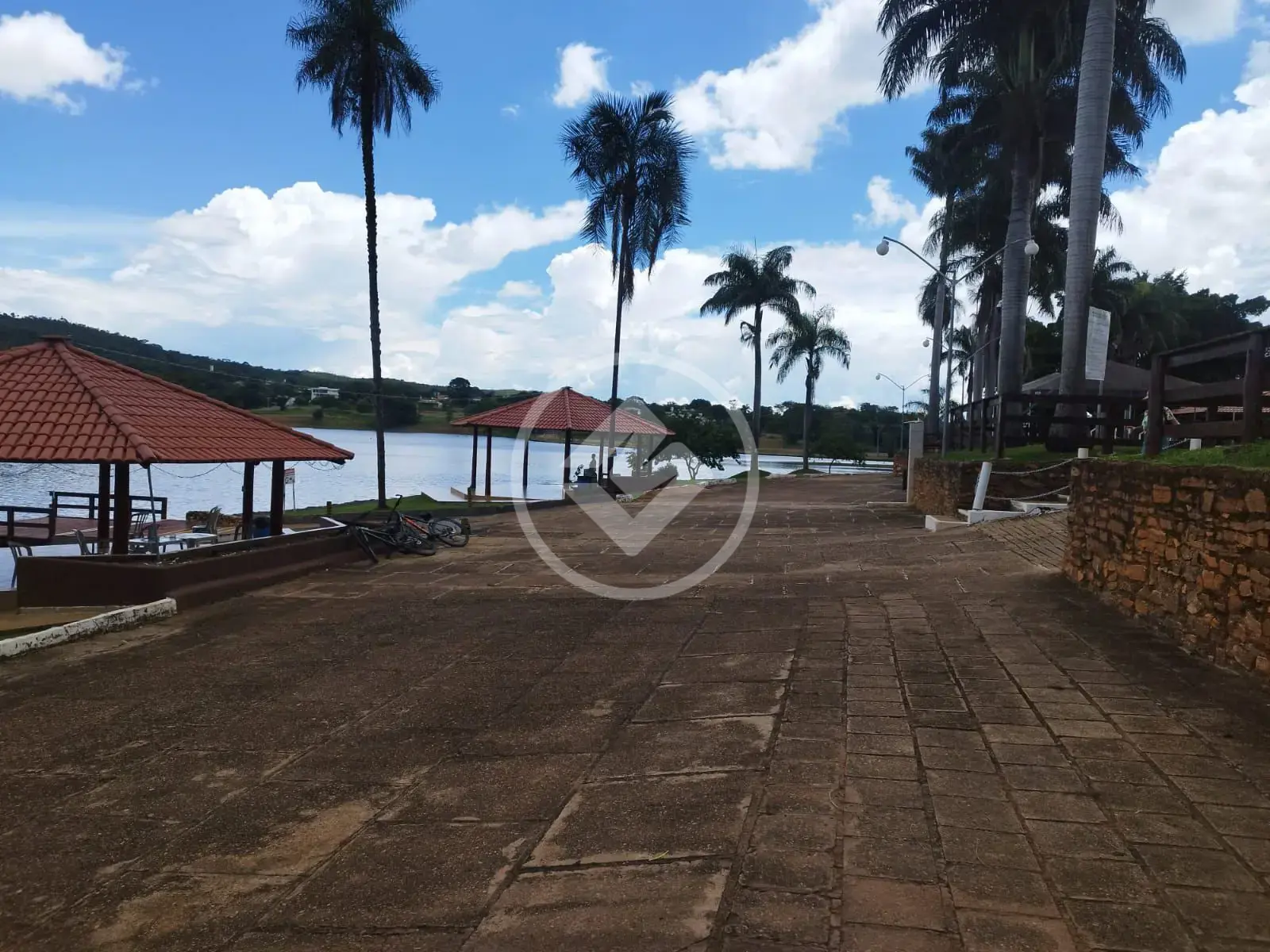 Imagem 1 - Terreno em Condominio Águas da Serra, Hidrolândia - GO