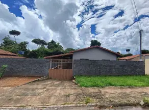 Casa Setor Santa Bárbara, Hidrolândia - GO — foto 1