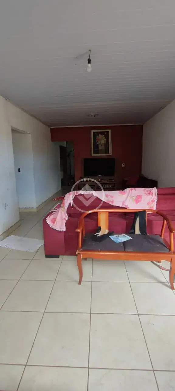Imagem 5 - Casa em bairro Nazaré, Hidrolândia - GO
