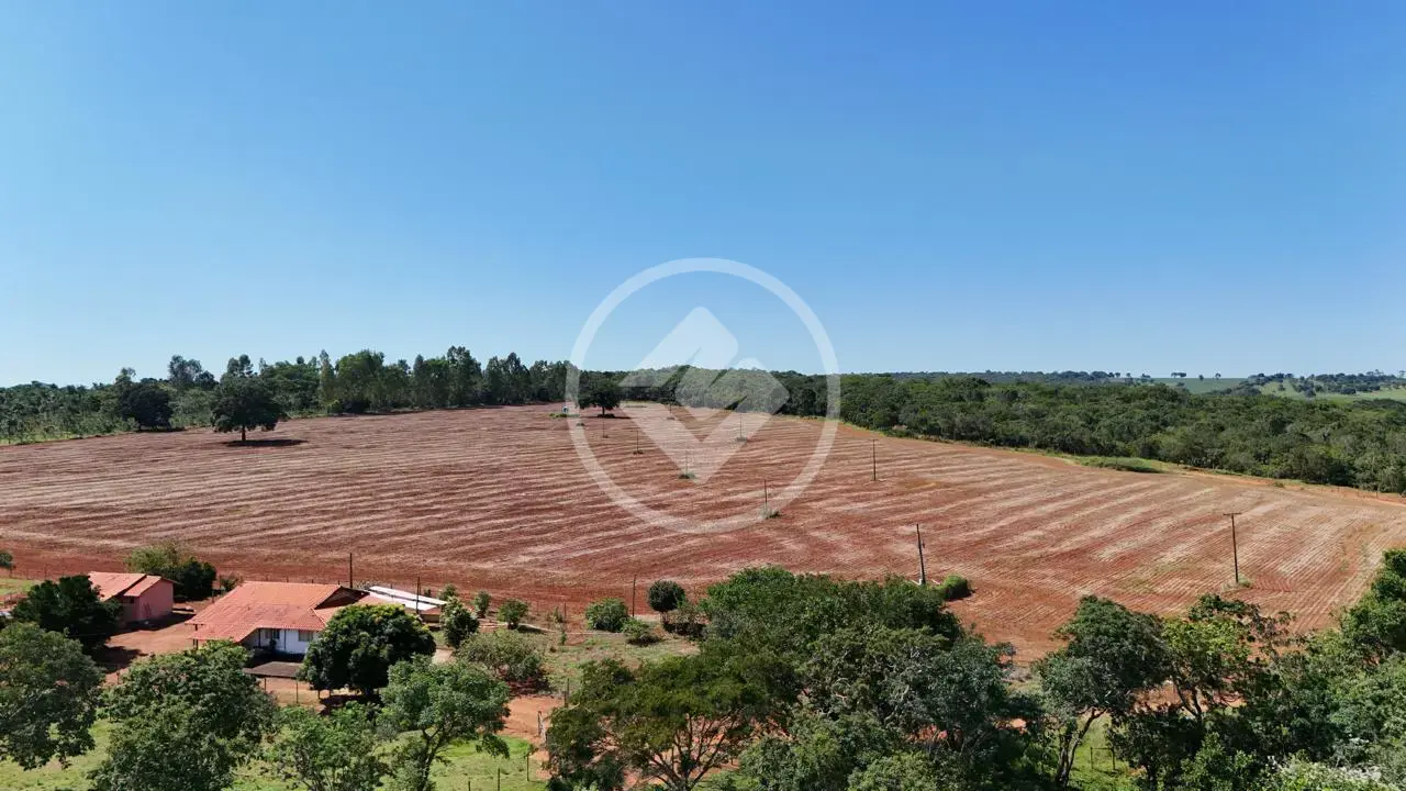 Imagem 1 - Fazenda em Área Rural de Morrinhos, Morrinhos - GO