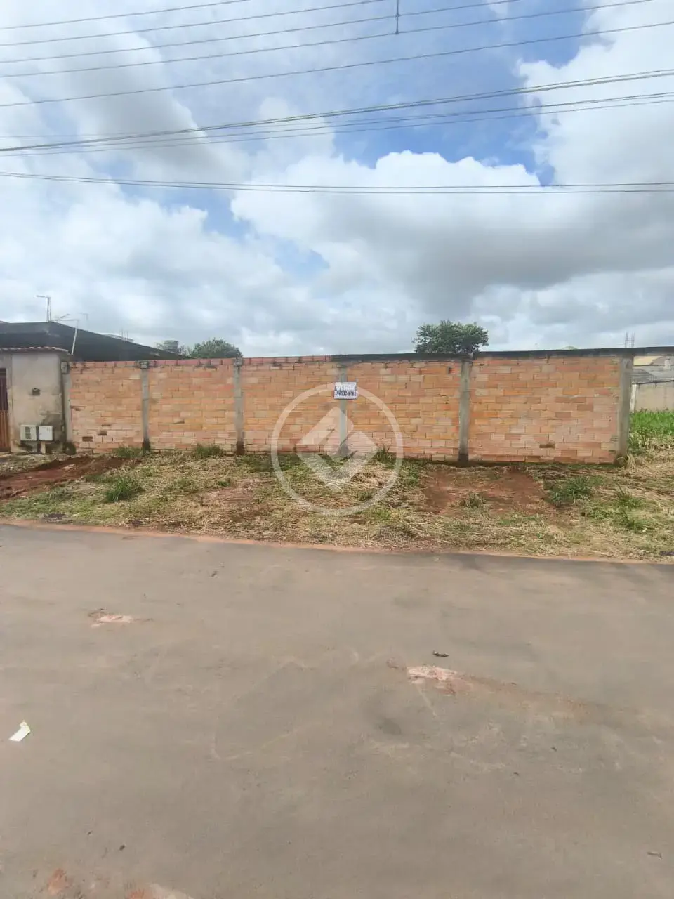 Imagem 1 - Terreno em Village dos Ipês, Hidrolândia - GO