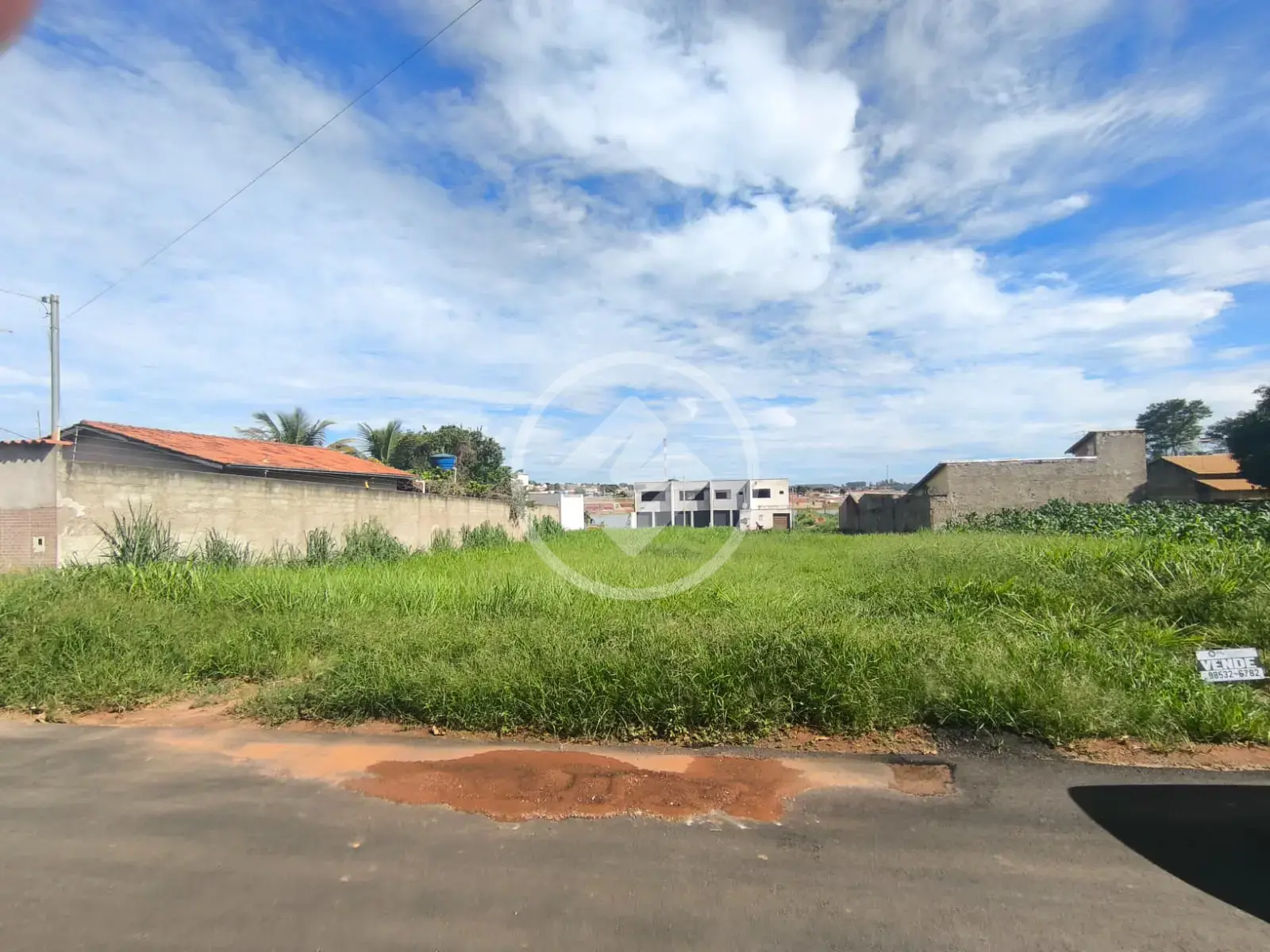 Imagem 1 - Terreno em Village dos Ipês, Hidrolândia - GO