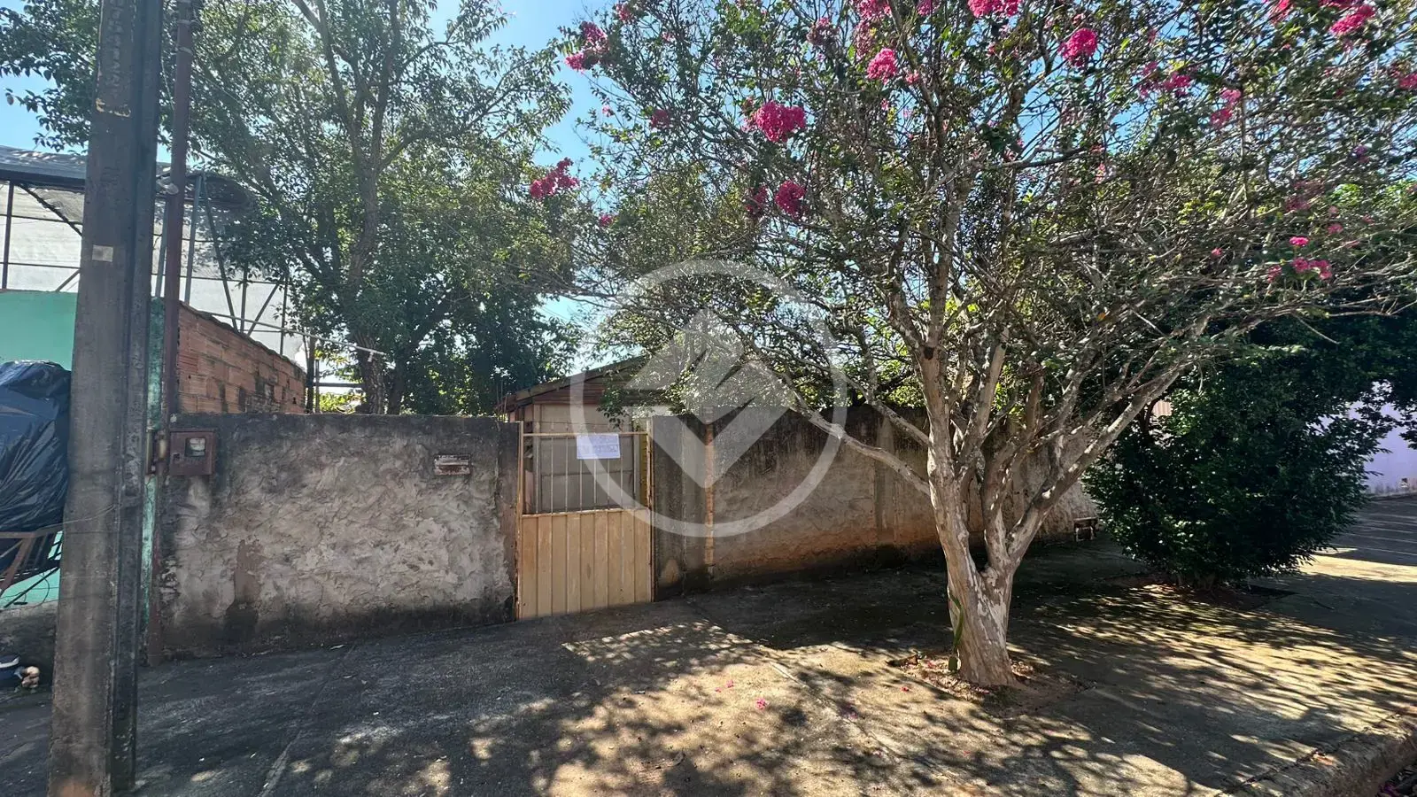 Imagem 1 - Terreno em Bairro Nazaré, Hidrolândia - GO