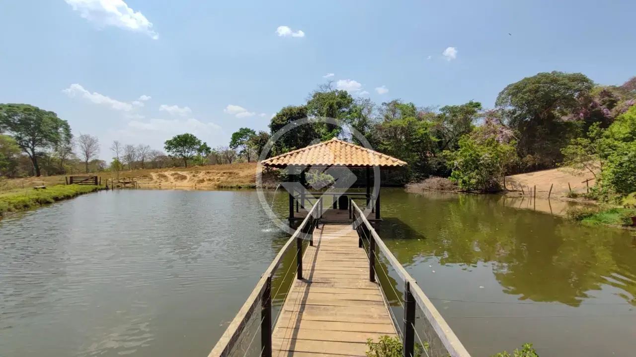 Imagem 1 - Chácara em Zona Rural Hidrolandia, Hidrolândia - GO