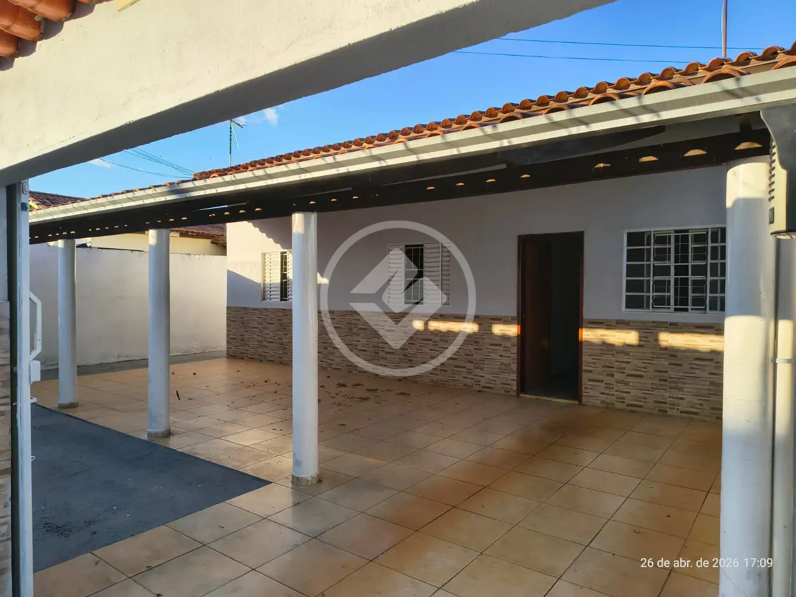 Imagem 1 - Casa em bairro Nazaré, Hidrolândia - GO