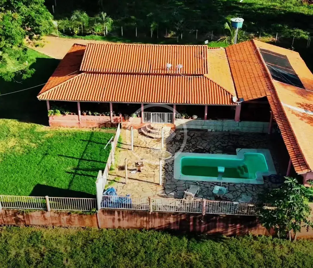 Imagem 1 - Fazenda em Zona Rural, Cristianópolis - GO