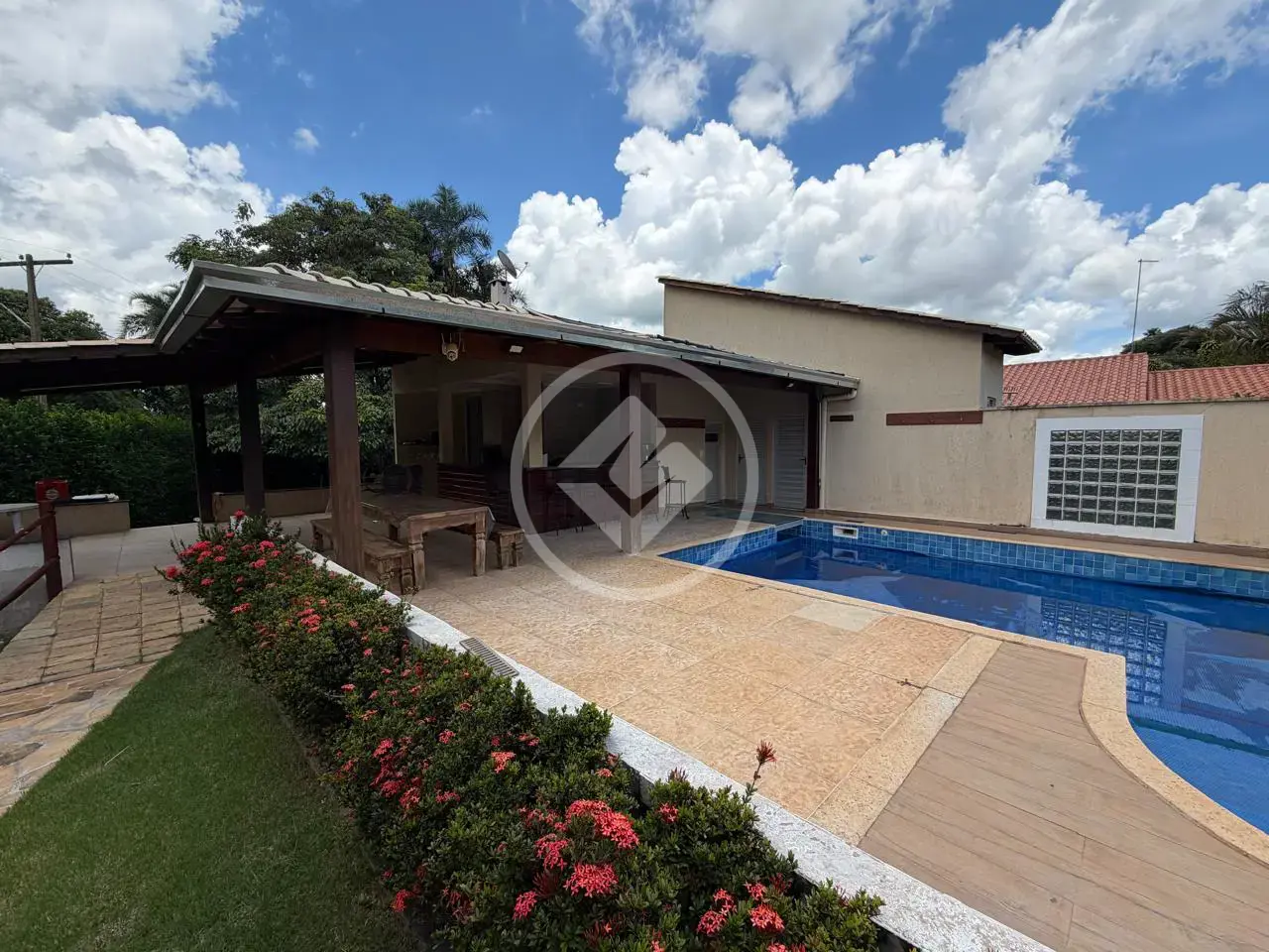 Imagem 1 - Casa Condomínio em Condomínio Country Ville, Hidrolândia - GO