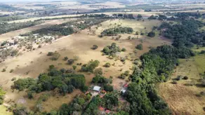 Imagem 2 - Fazenda em Zona Rural Hidrolandia, Hidrolândia - GO