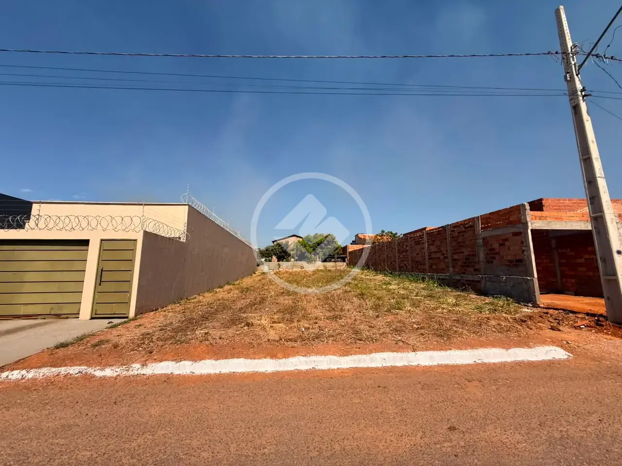Imagem 1 - Terreno em Portal das Águas, Hidrolândia - GO