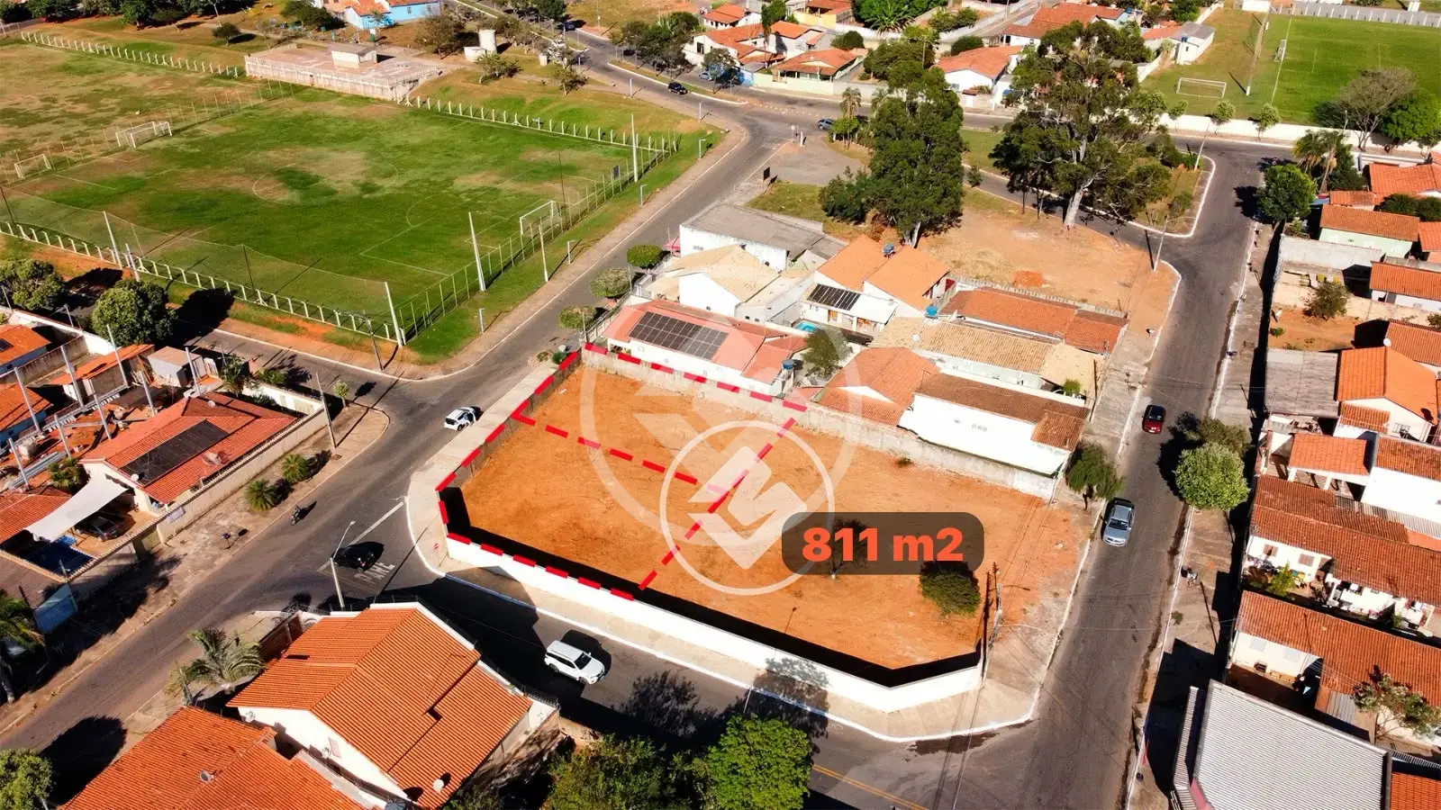 Image 2 - Terreno Comercial em bairro Nazaré, Hidrolândia - GO