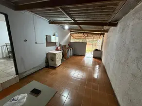 Imagem 2 - Casa em Setor Central, Hidrolândia - GO