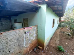 Imagem 2 - Casa em bairro Nazaré, Hidrolândia - GO