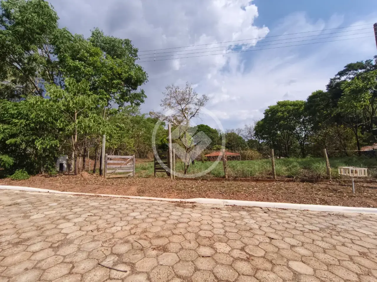 Image 2 - Casa Condomínio em Condomínio MiraFlores, Hidrolândia - GO