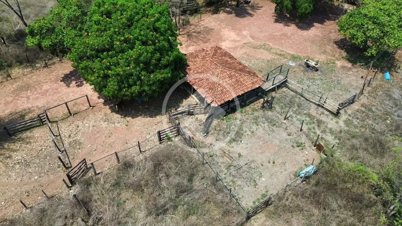 Imagem 1 - Fazenda em Zona Rural Hidrolandia, Hidrolândia - GO