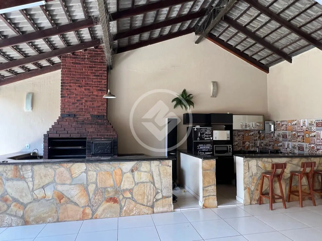 Imagem 3 - Casa Comercial em Residencial Canadá, Goiânia - GO