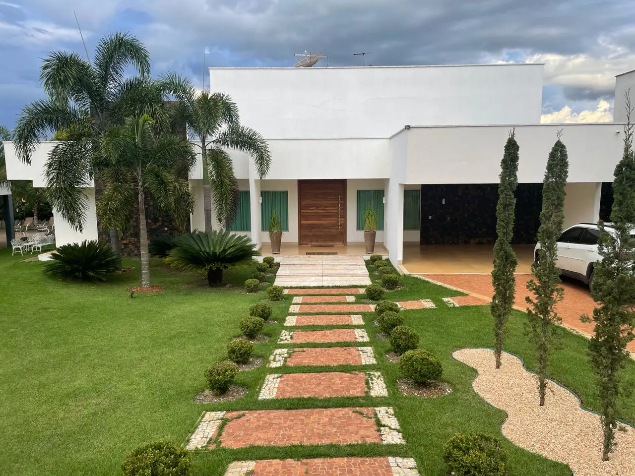 Casa Hidrolandia - Go, Hidrolândia - GO — foto 1