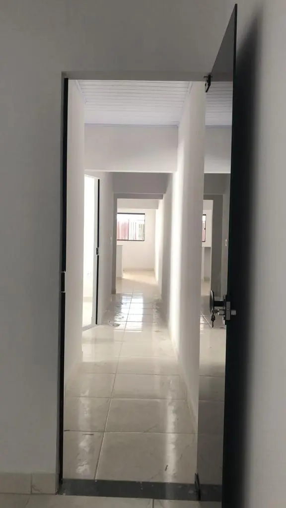 Imagem 4 - Casa em Bairro Nazaré, Hidrolândia - GO