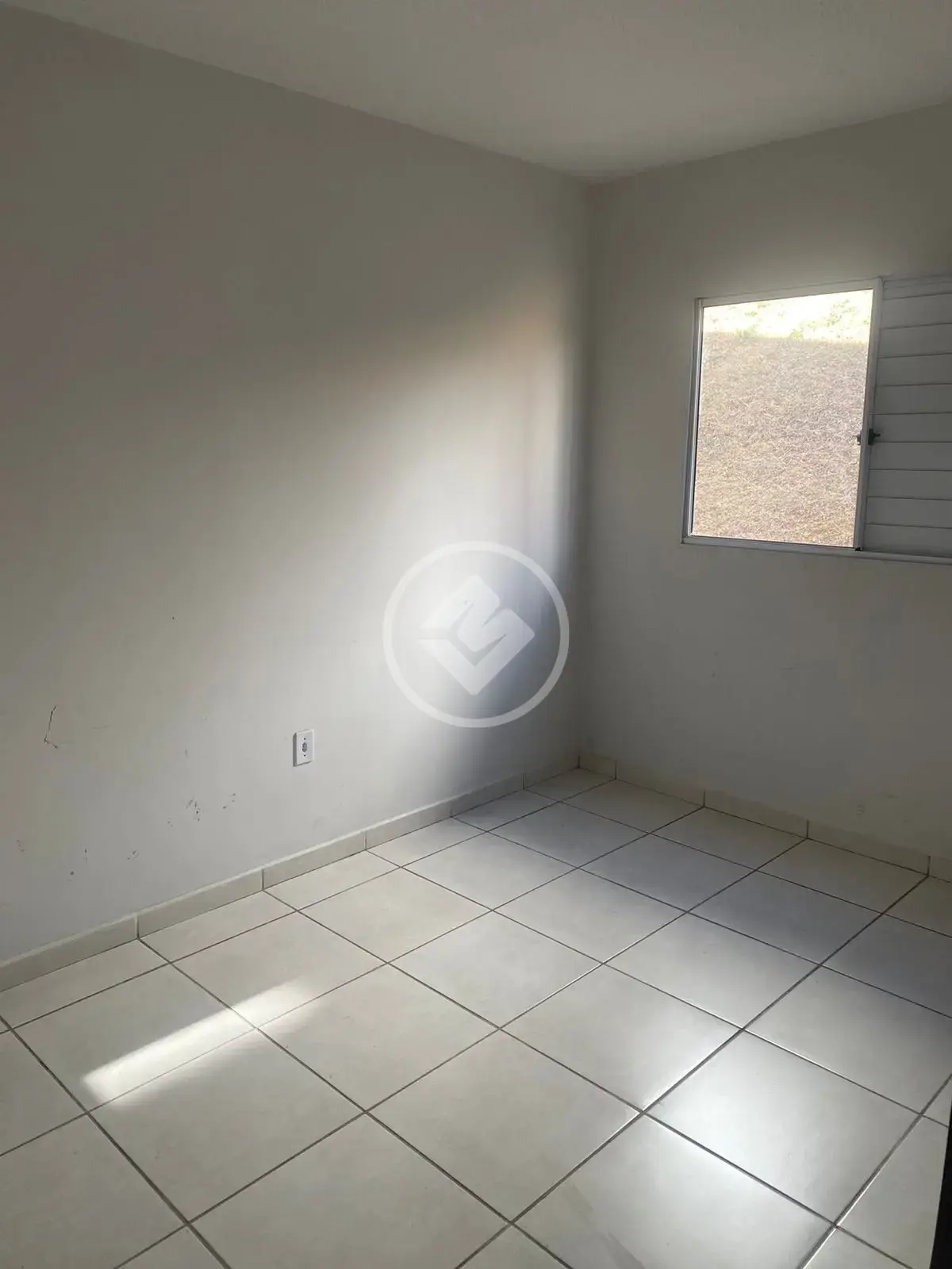 Imagem 2 - Apartamento em CONDOMINIO JARDINS DAS OLIVIERAS, Goiânia - GO