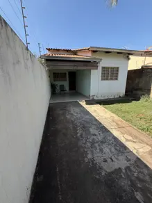 Casa Setor Araguaia, Aparecida de Goiânia - GO — foto 1