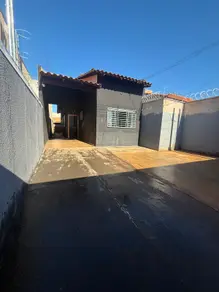 Casa Jardim Florença, Aparecida de Goiânia - GO — foto 1