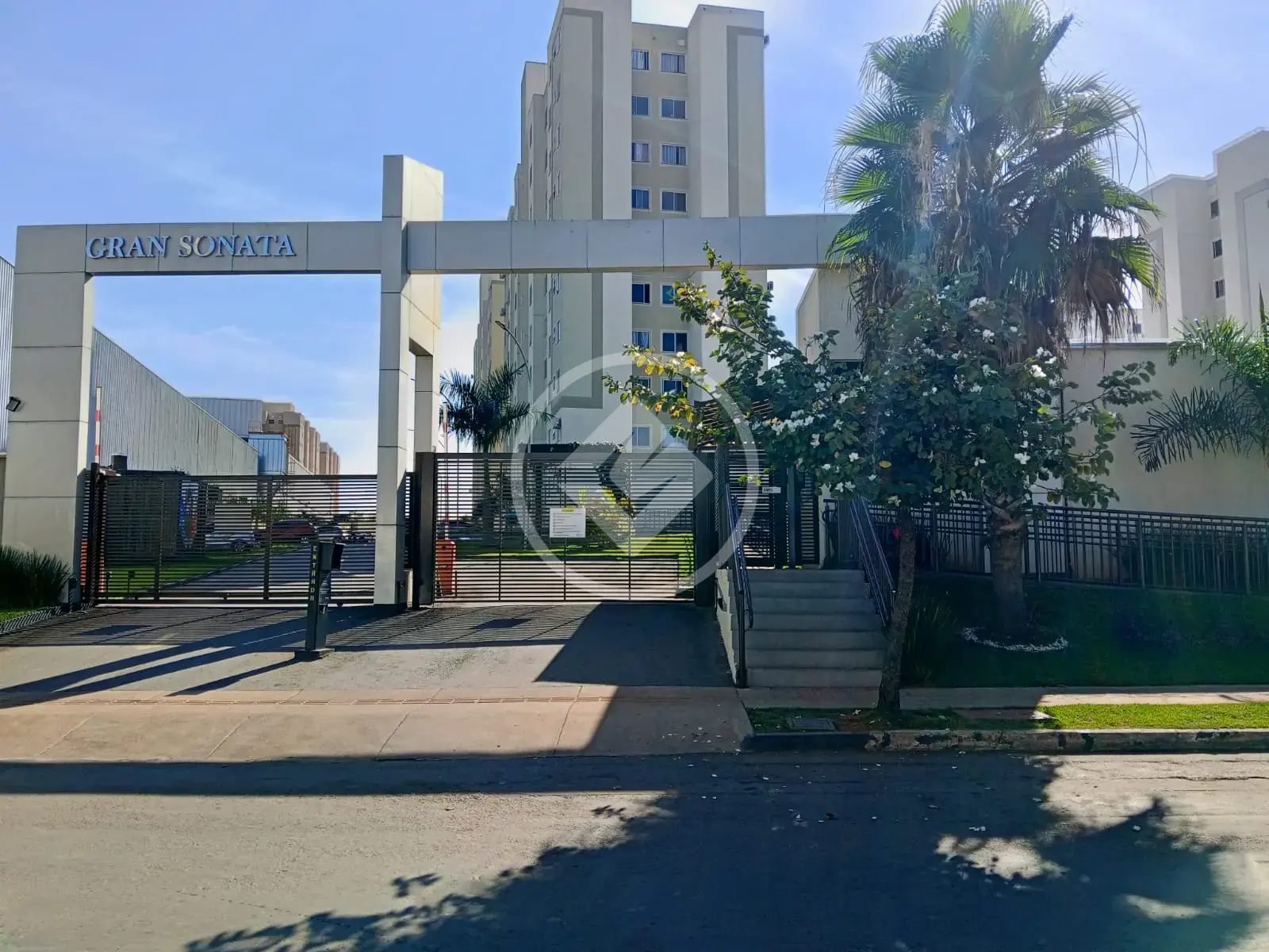 Imagem 1 - Apartamento em Chácara São Pedro, Aparecida de Goiânia - GO