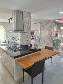 Imagem 2 - Sobrado em PARQUE ANHANGUERA, Goiânia - GO