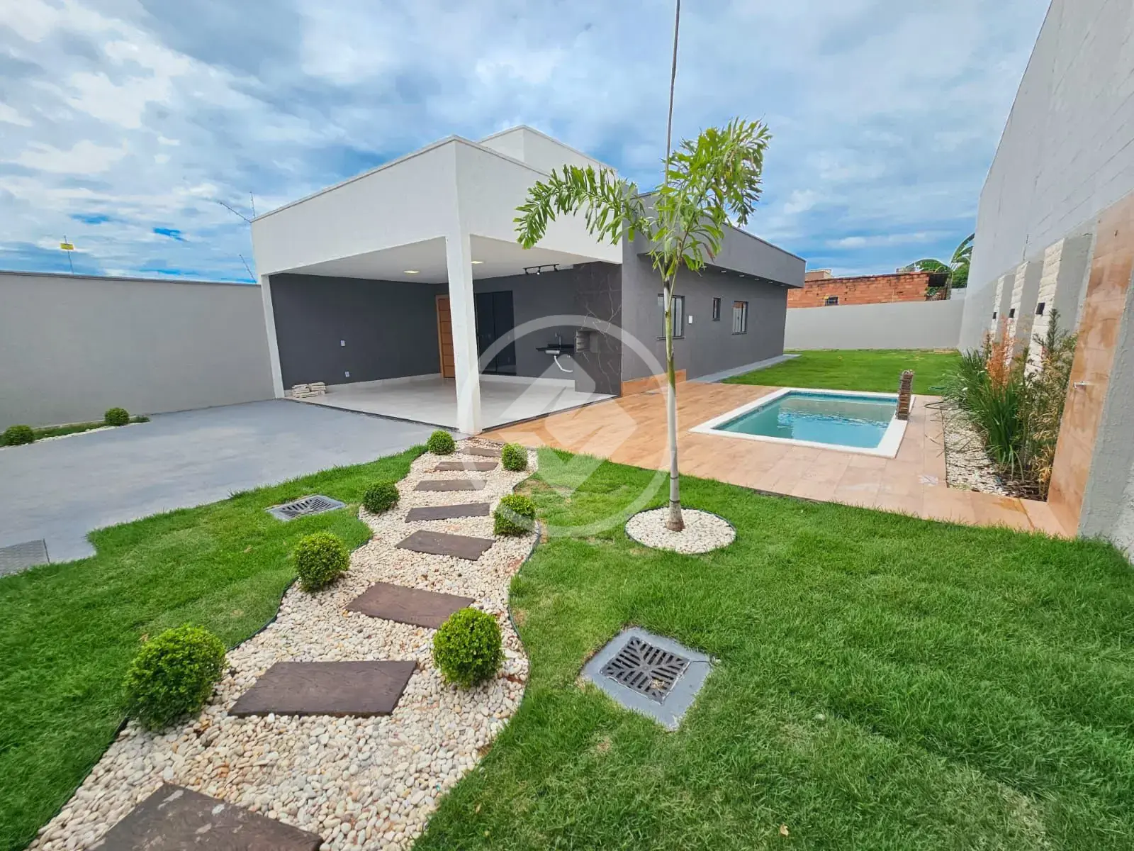 Imagem 1 - Casa em Loteamento Alphaville Residencial, Goiânia - GO