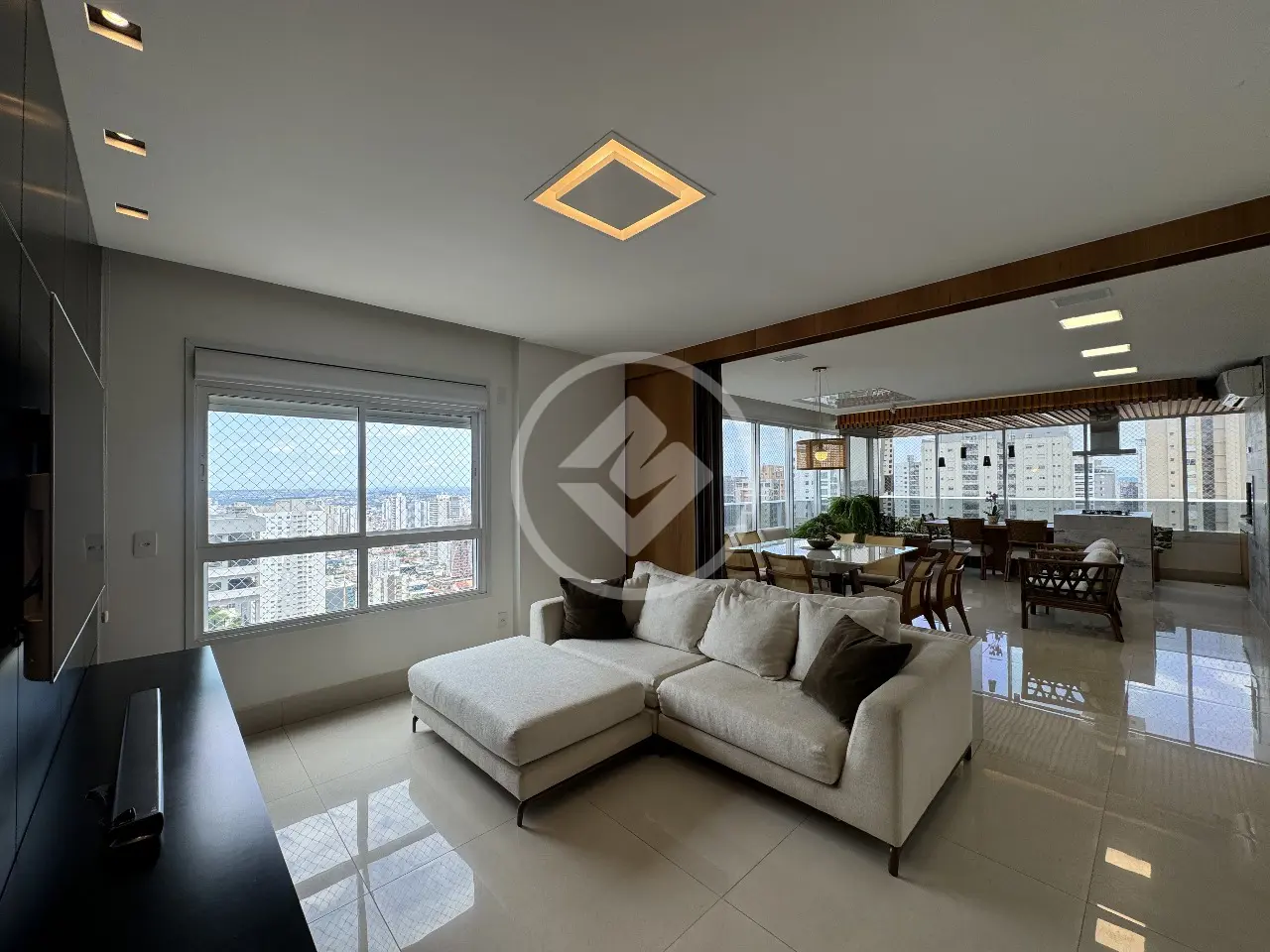 Apartamento Setor Bueno, Goiânia - GO — foto 1