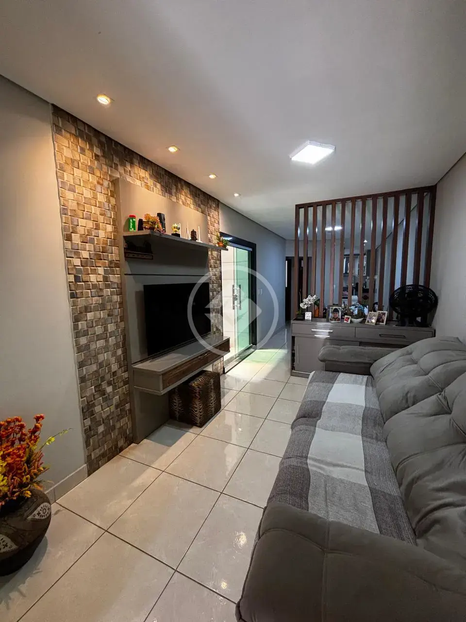 Imagem 1 - Casa em Jardim Vitoria, Santana do Paraíso - MG