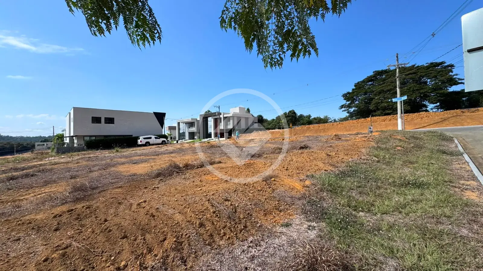 Image 2 - Terreno Condomínio em Condomínio GranRoyalle, Santana do Paraíso - MG