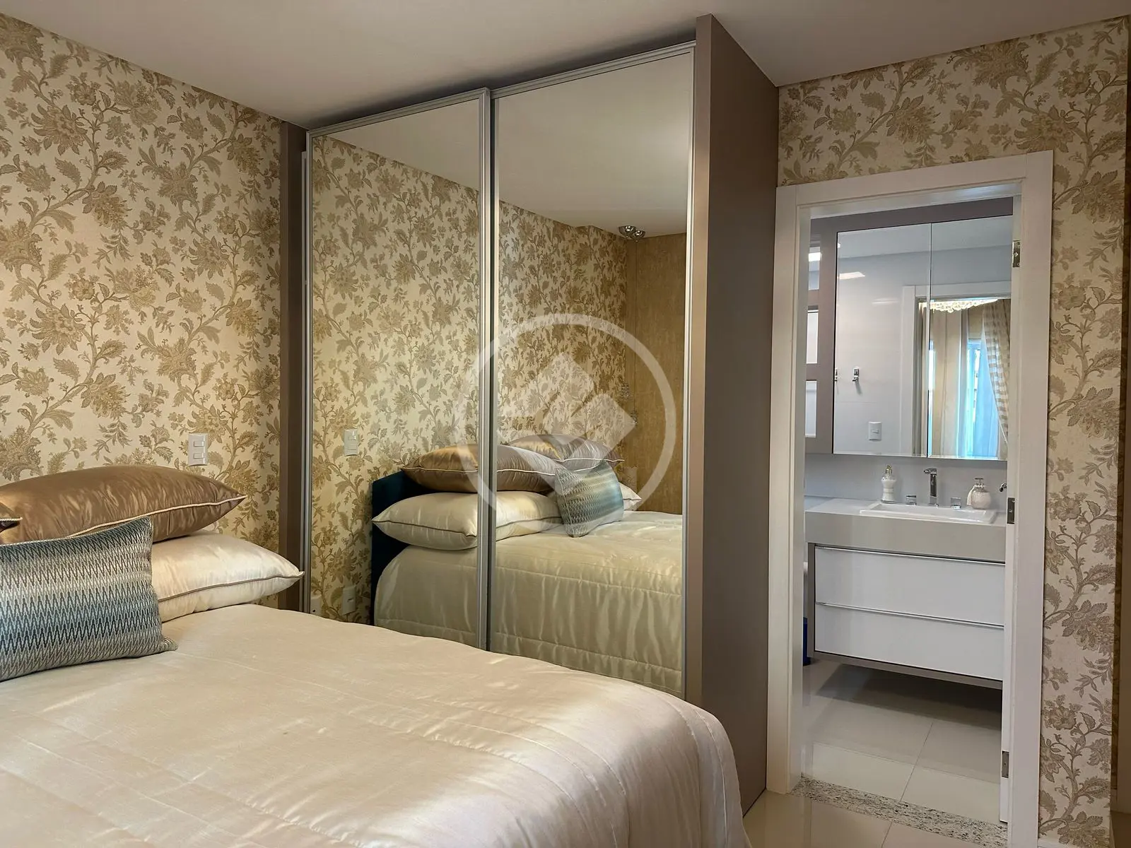 Imagem 4 - Apartamento em Meia Praia, Itapema - SC