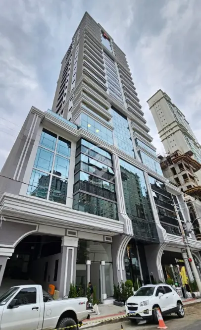 Imagem 2 - Apartamento em Meia Praia, Itapema - SC