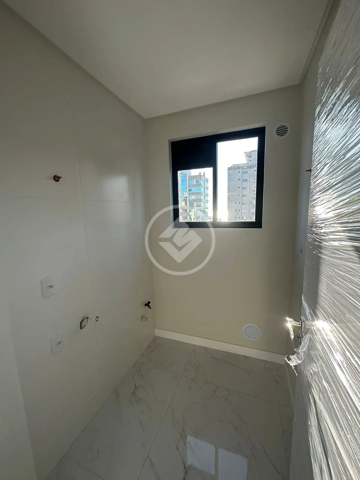 Imagem 5 - Apartamento em Meia Praia, Itapema - SC