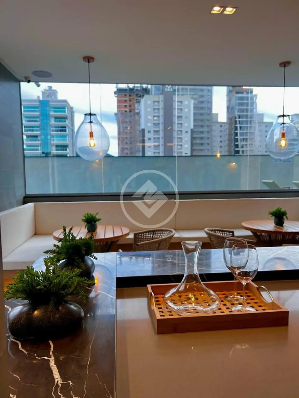 Imagem 2 - Apartamento em Meia Praia, Itapema - SC