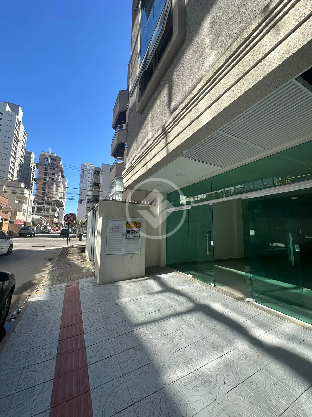 Sala Comercial Meia Praia, Itapema - SC — foto 1