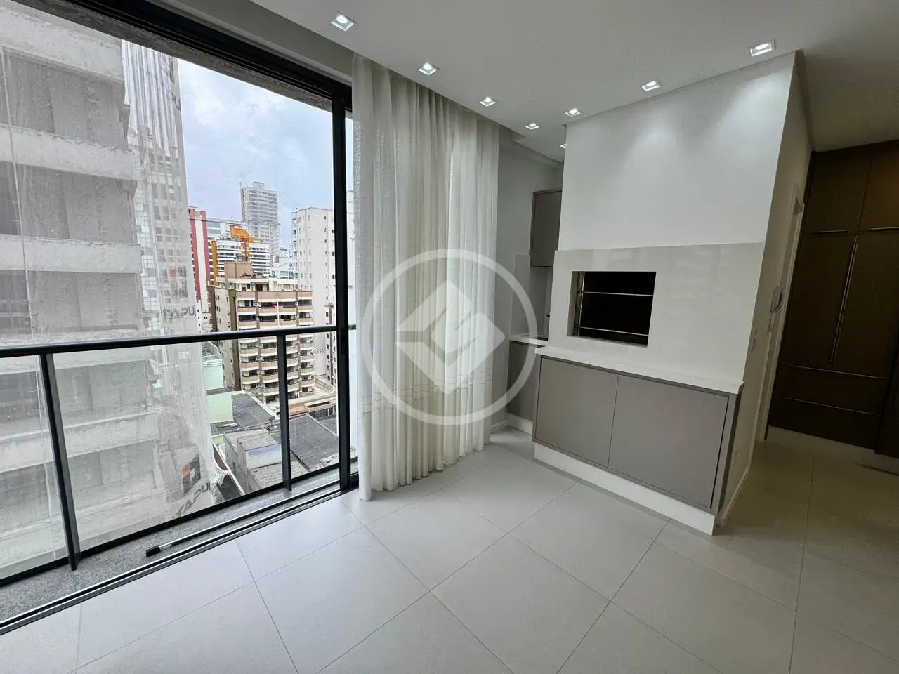 Imagem 3 - Apartamento em Meia Praia, Itapema - SC