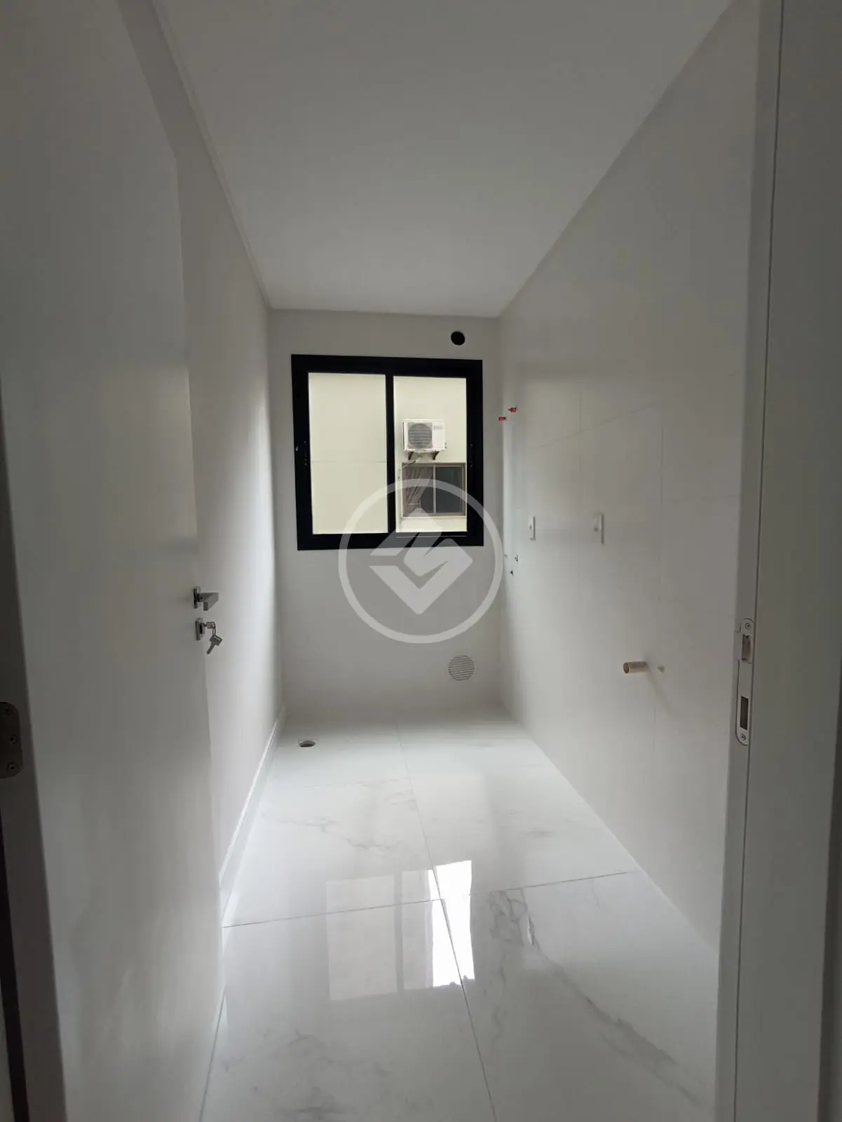 Imagem 3 - Apartamento em Meia Praia, Itapema - SC