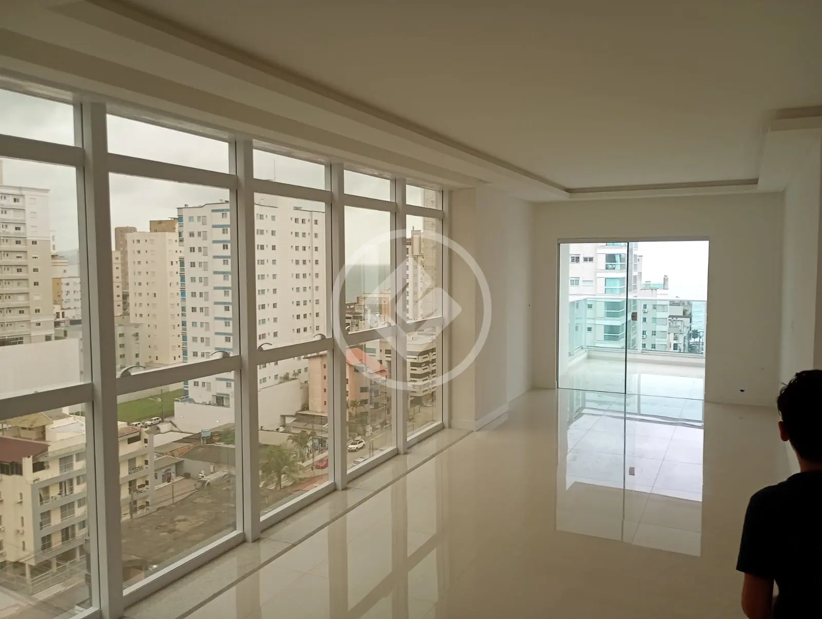 Imagem 2 - Apartamento em Meia Praia, Itapema - SC