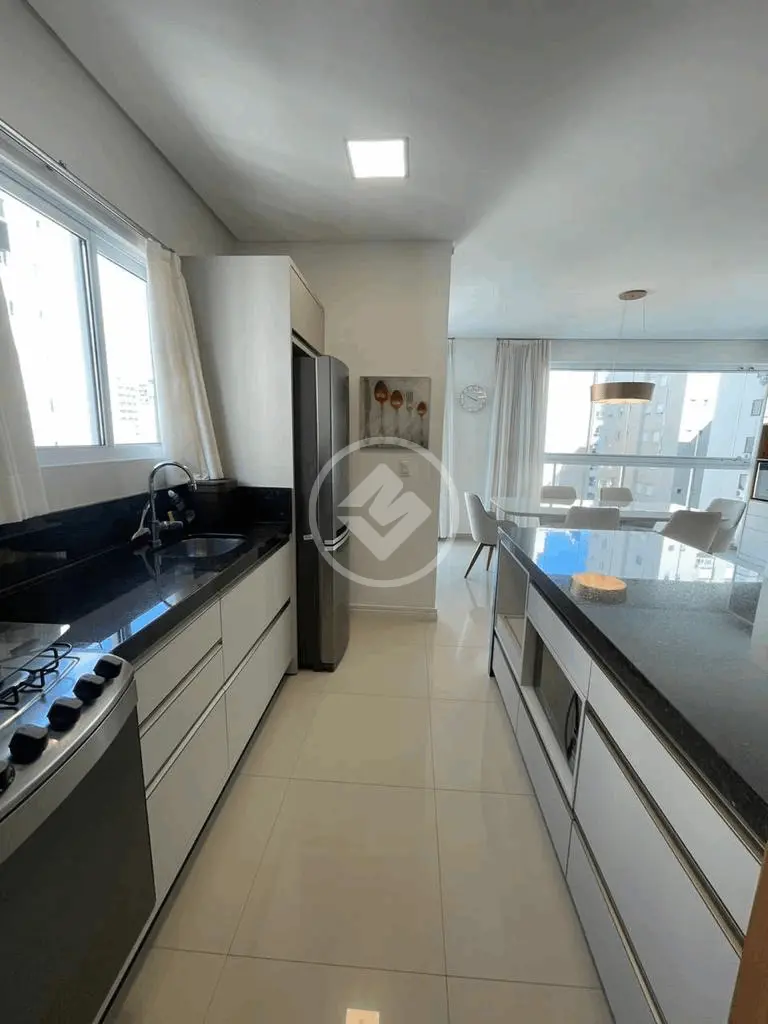 Imagem 2 - Apartamento em Meia Praia, Itapema - SC