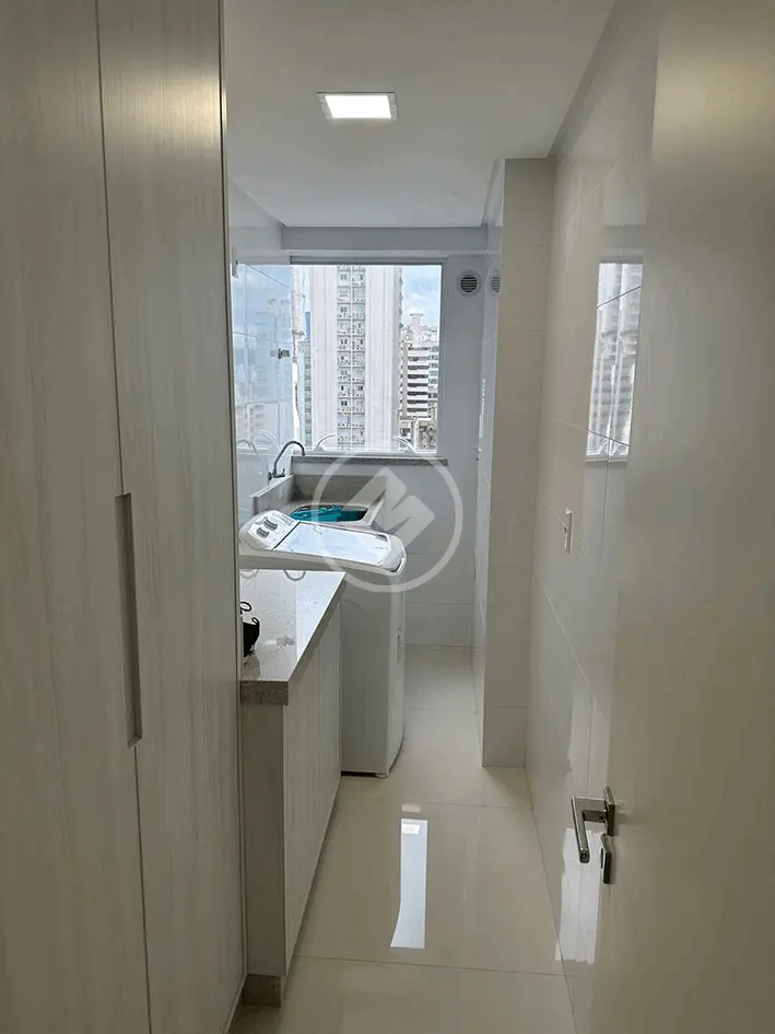 Apartamento Meia Praia, Itapema - SC — foto 1