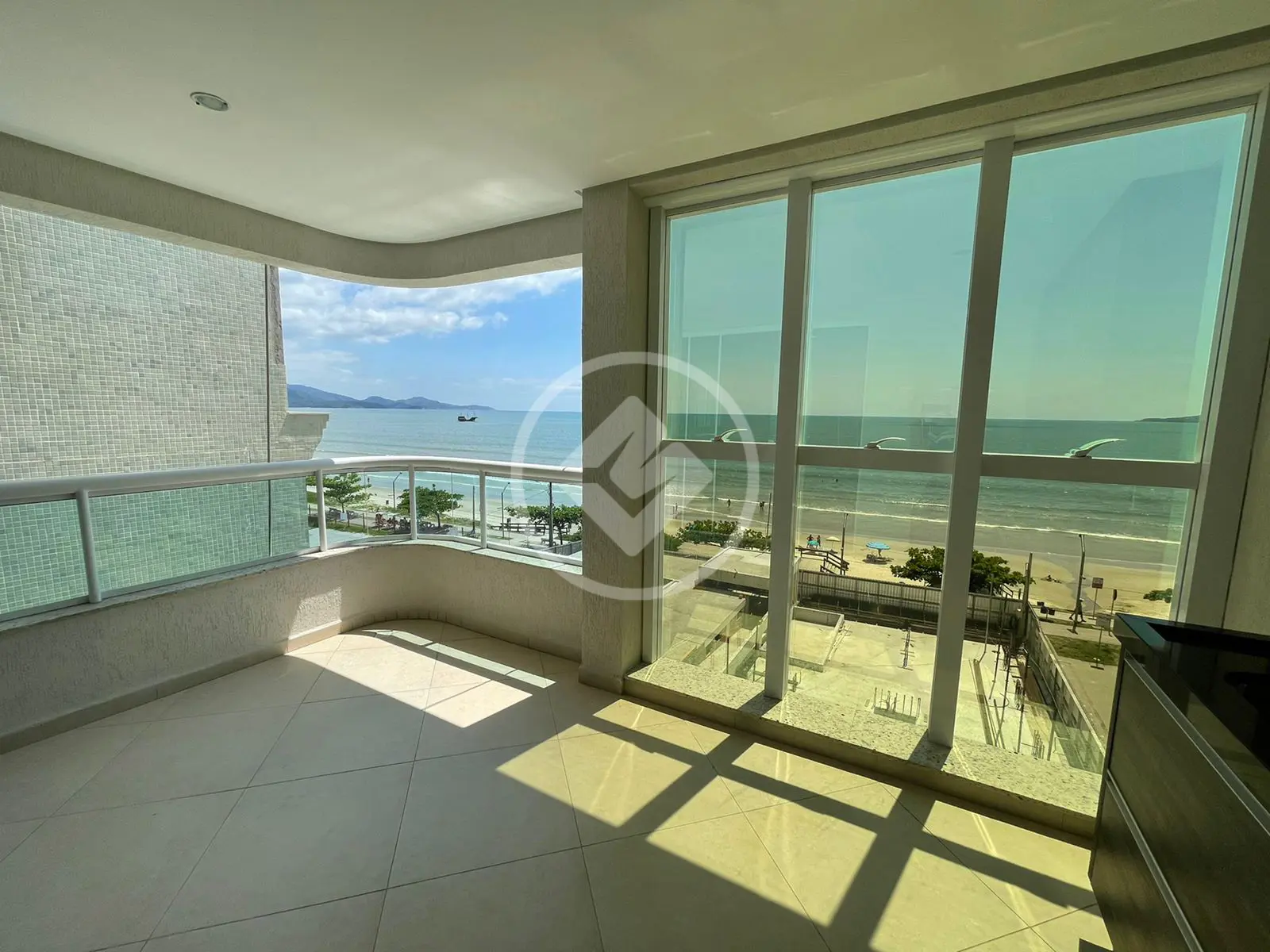 Imagem 2 - Apartamento em Meia Praia, Itapema - SC