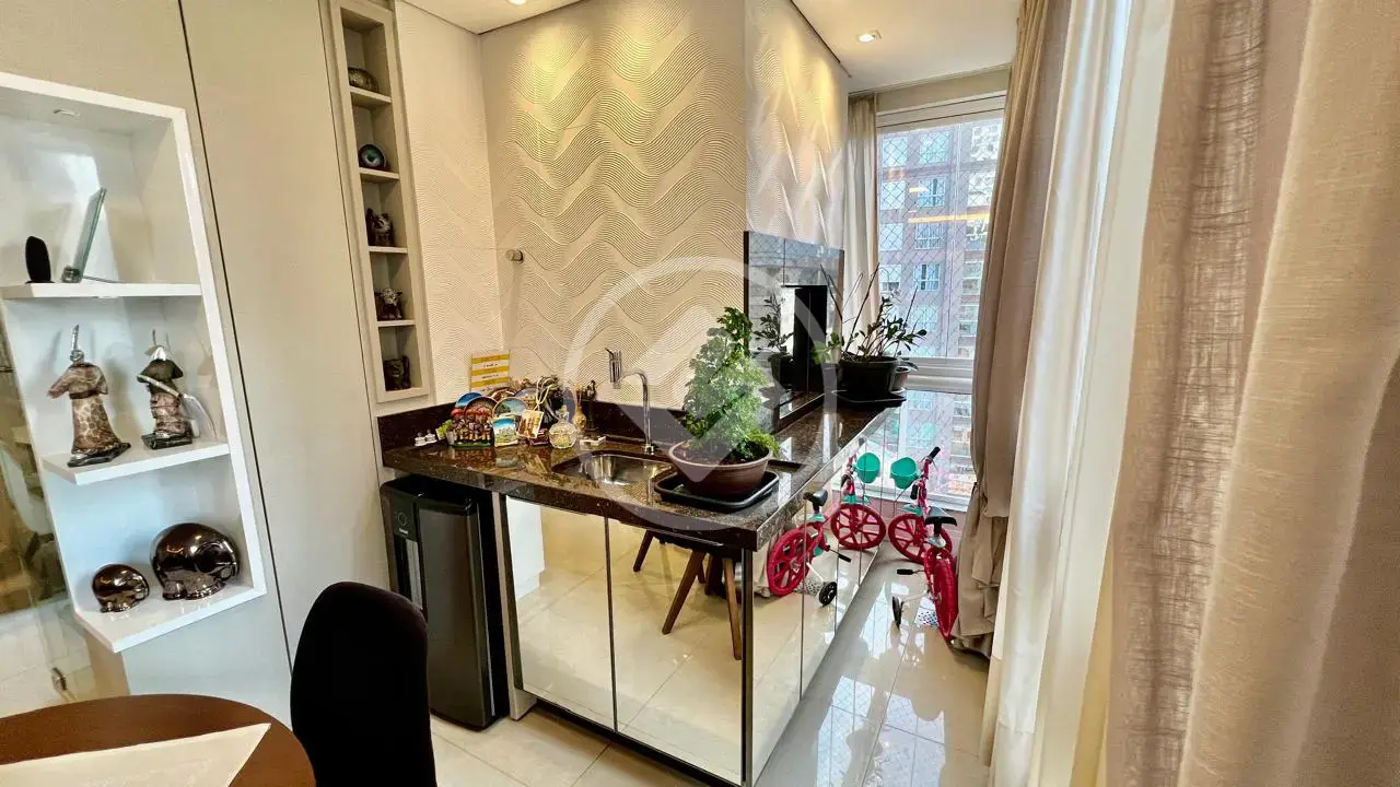 Imagem 3 - Apartamento em Meia Praia, Itapema - SC