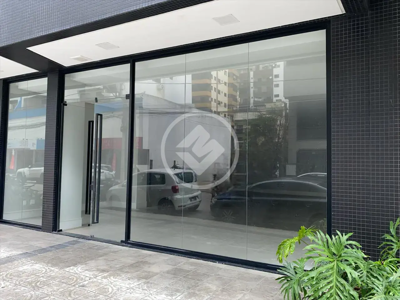 Imagem 1 - Sala Comercial em Meia Praia, Itapema - SC