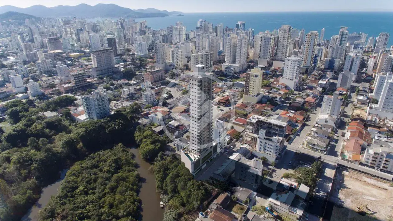 Imagem 2 - Apartamento em Meia Praia, Itapema - SC