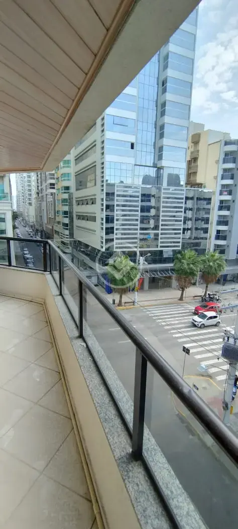 Image 2 - Apartamento em Meia Praia, Itapema - SC