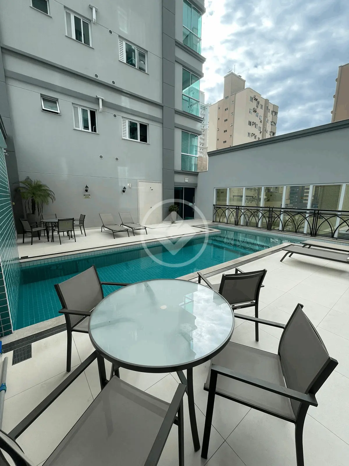 Apartamento Meia Praia, Itapema - SC — foto 1