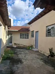 Casa Setor Aeroporto, Goiânia - GO — foto 1